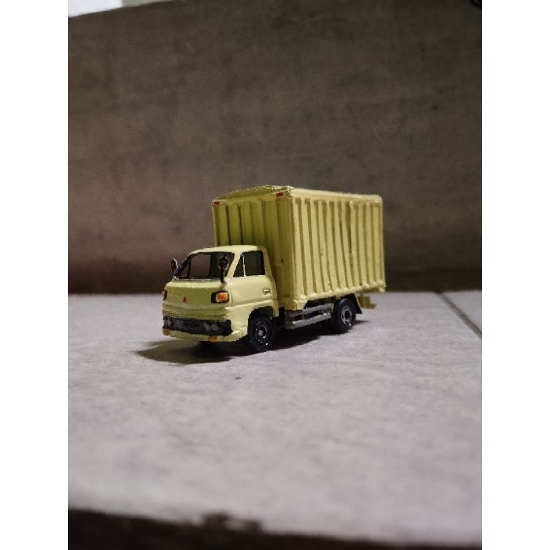 miniatur truk umplung diecast truk canter box tomica mitsubishi canter custom box