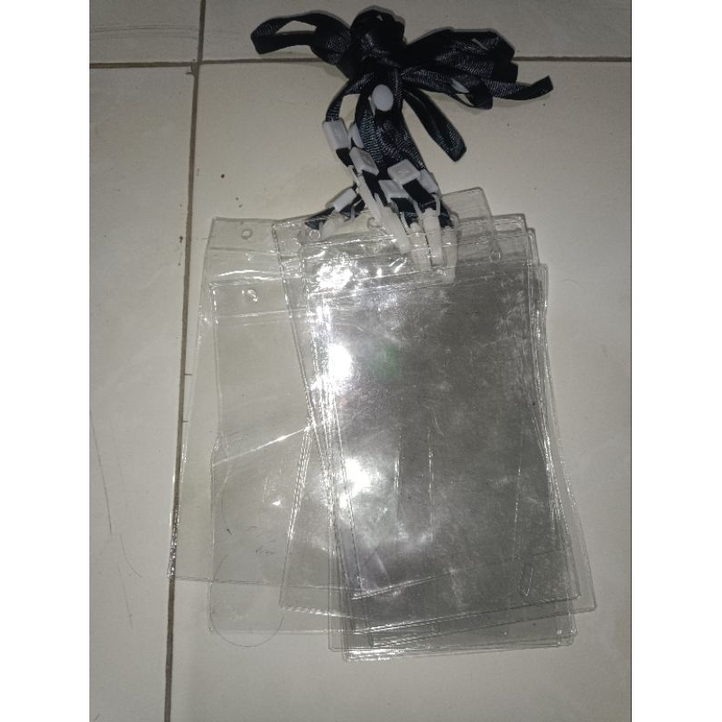 

TALI LANYARD TALI NAMETAG TALI ID CARD SATU SET TINGGAL PAKAI ISI 9 PCS