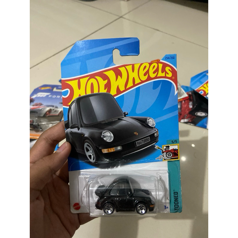 Hot Wheels Porsche 911 Hitam toned