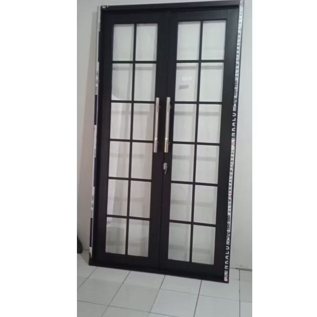 Pintu aluminium kaca dobel L160xT210 2 daun (kupu tarung)model ornamen pilihan 3inci kaca full 5mm s