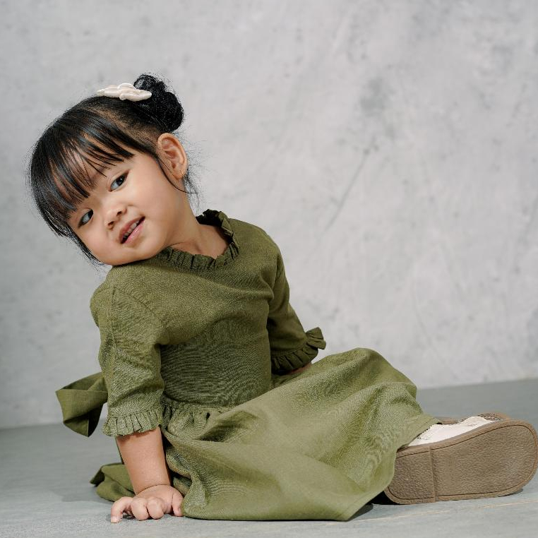 Charlotte Dress: Dress Anak Linen Hijau