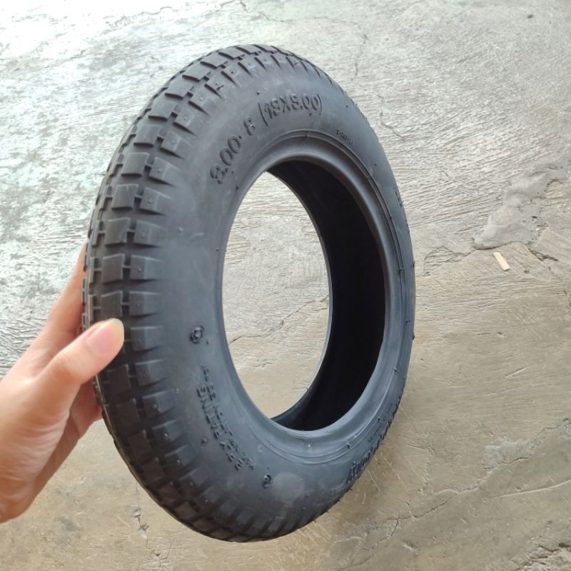 Ban Luar Angkong Arco 300-8 S-369 2PR Tubetype Merek Swallow