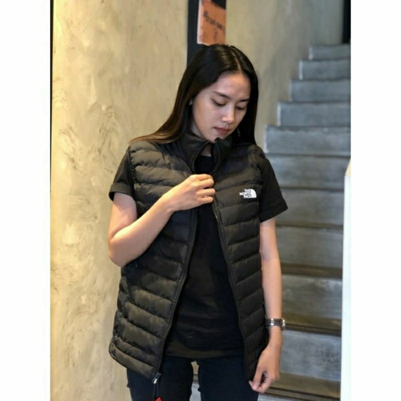 ROMPI VEST TNF GELEMBUNG BAHAN PARASUT KOREA BLACK PREMIUM BIS838 NEW BEST SELER