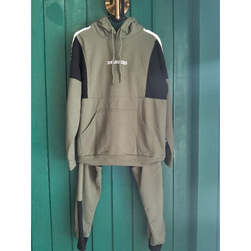 Hoodie Pria Wanita One Set / Atasan Saja Arizona Jeans