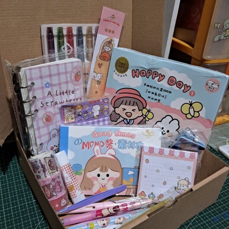 

Paket Lengkap Journaling/Hempers/Hadiah Ulang Tahun