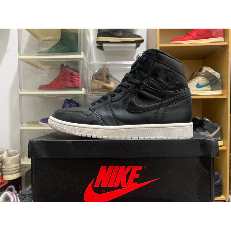 Air Jordan 1 Retro High OG 'Cyber Monday' Full Box OG Authentic Original By Depatu Size 42,5/27 Chin