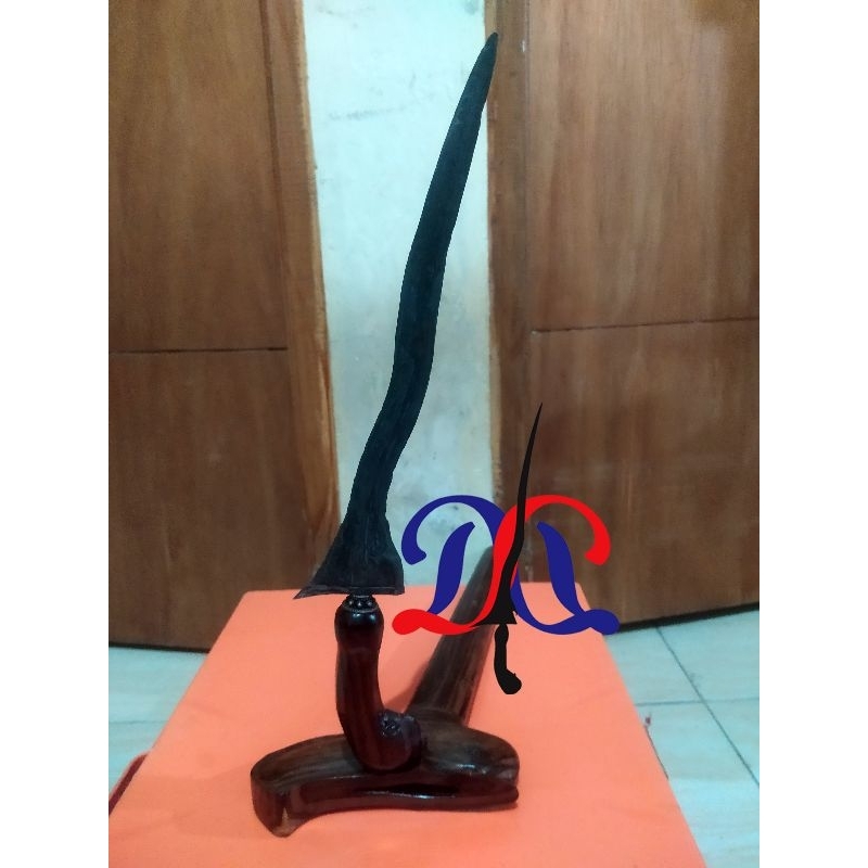 Keris Jangkung Tebu Saoyutan sepuh Tuban pamor Wos Wutah