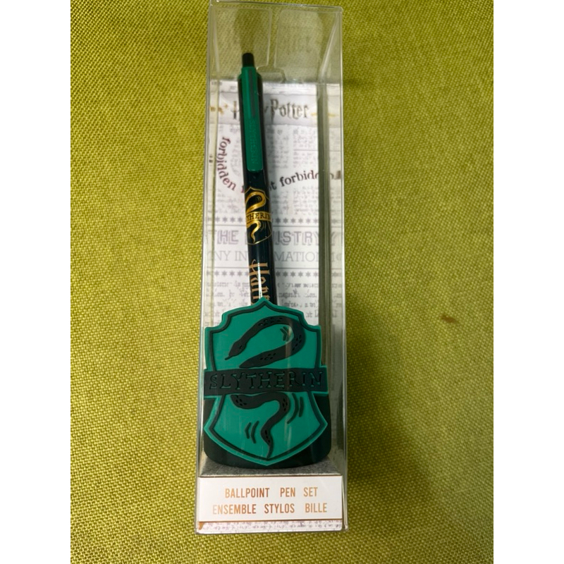 

Slytherin Ballpoint Pen Set miniso x harry potter
