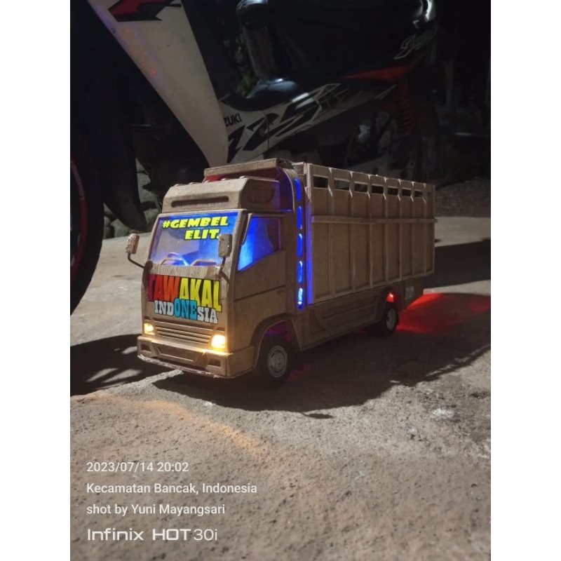 miniatur truk RC fullpropo triplek