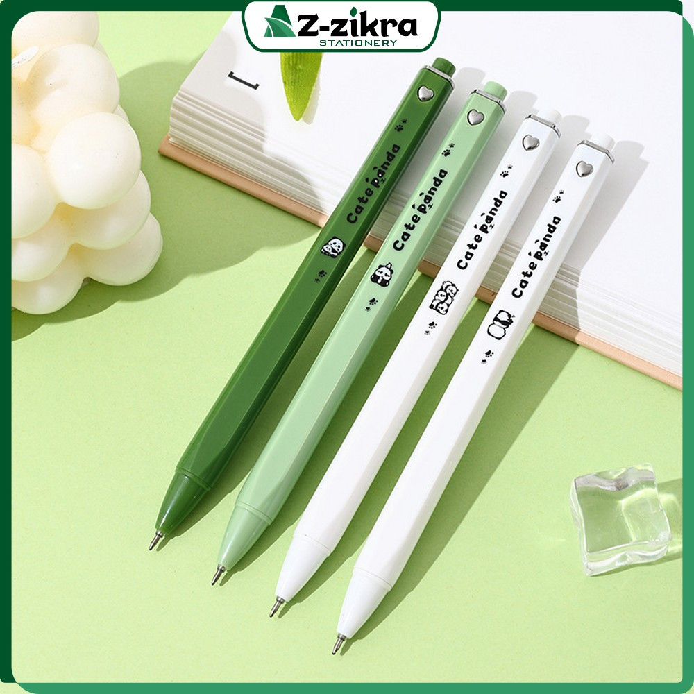 

Pulpen Gel Mekanik 0.5MM Pen Gel Karakter Panda Lucu / Pena Cetek Bentuk Persegi Panda Alat Tulis Sekolah Az Zikra Stationery A104