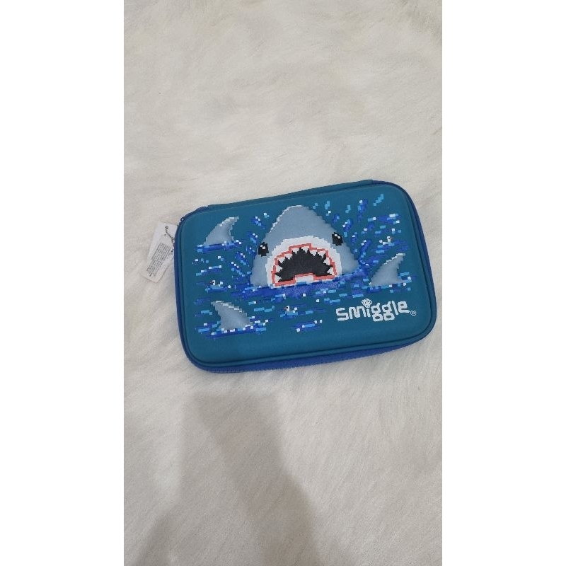 

Tempat pinsil smiggle original