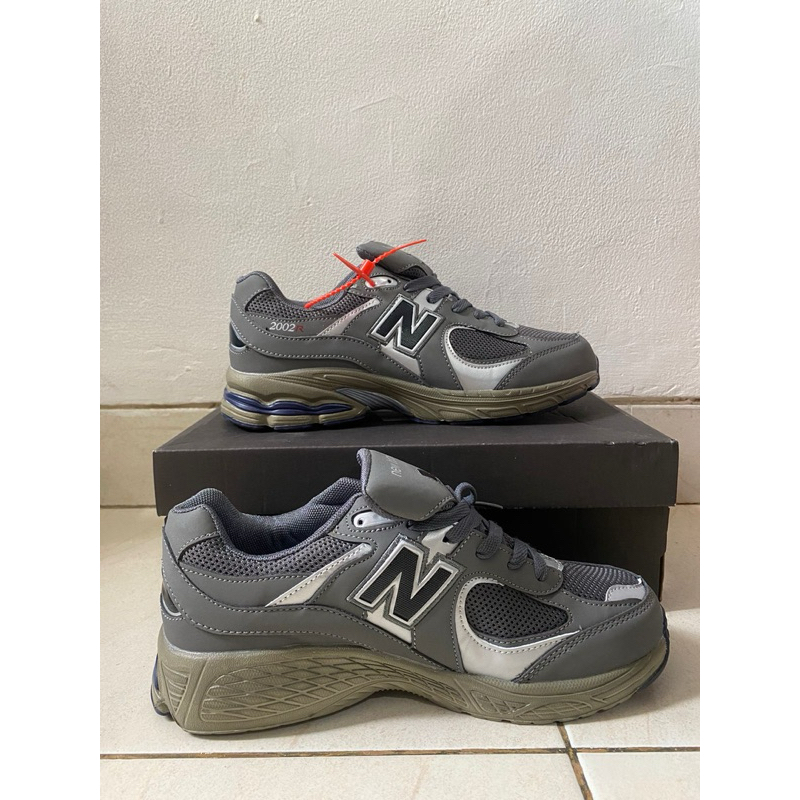 NB2002r grey