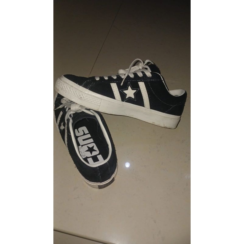 converse one star academy pro suede