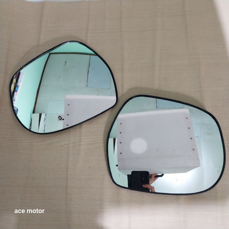 Kaca Spion HIACE Commuter 2011-2018 Kaca SpionTOYOTA Hiace