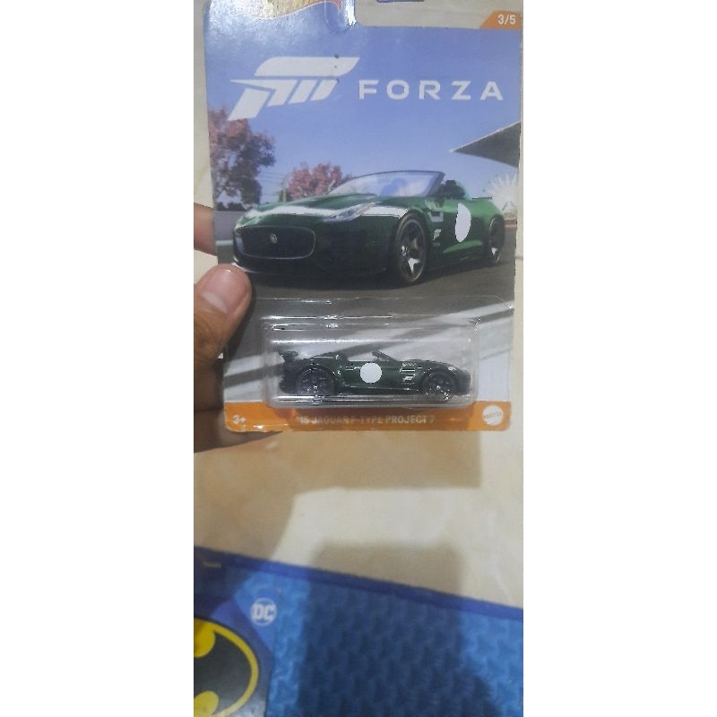 Hotwheels 15 JAGUAR F-TPYE PROJECT 7