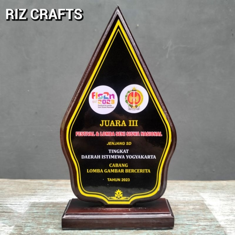 Plakat Vandel Kenang Kenangan KKN Kayu