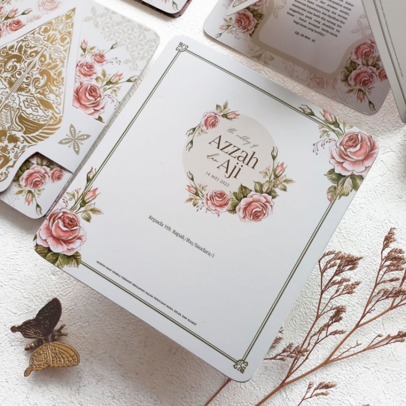 

Undangan Softcover Gunungan