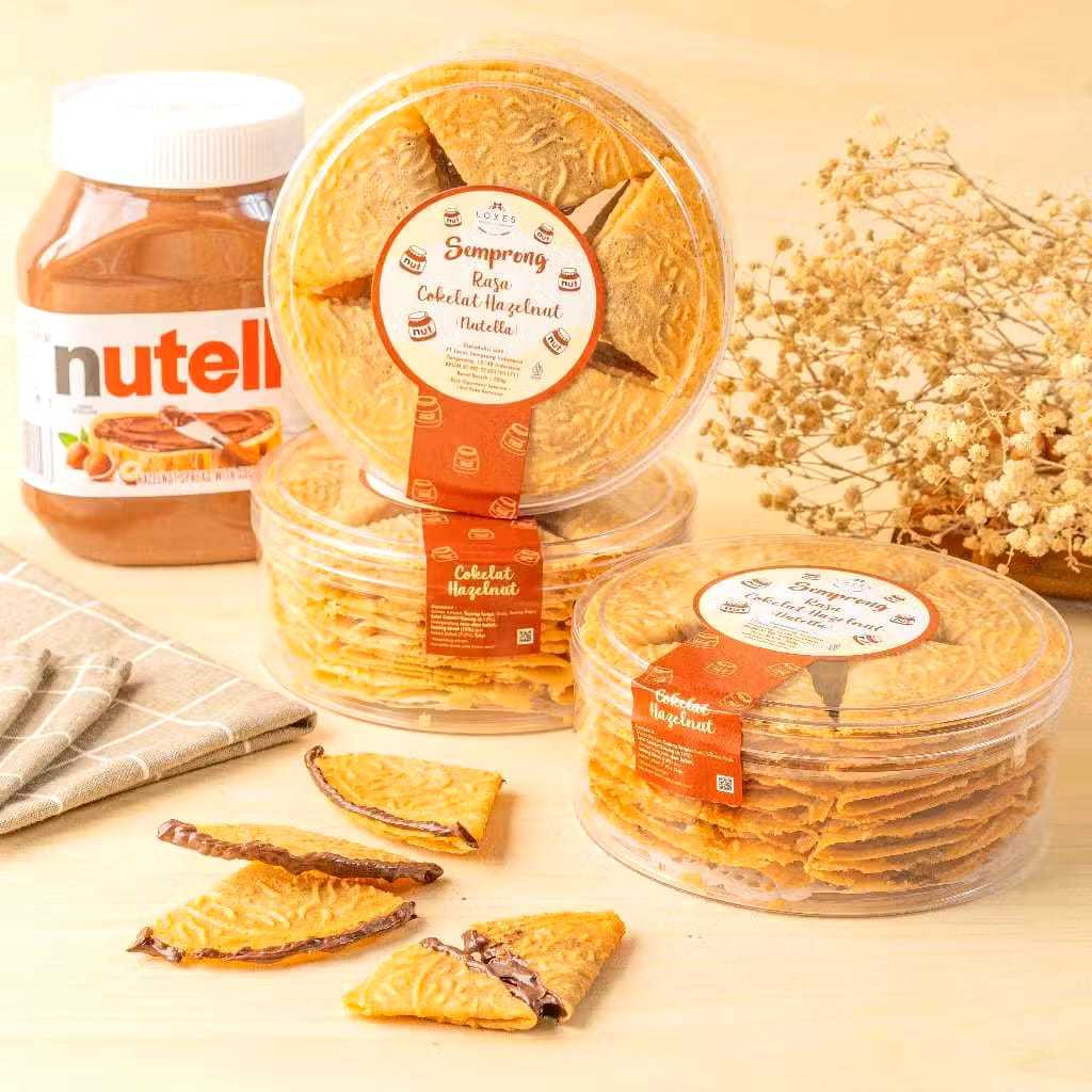 

LOVES SEMPRONG NUTELLA (COKELAT HAZELNUT) CEMILAN KUE KERING KEKINIAN MAKANAN RINGAN 100% HOMEMADE