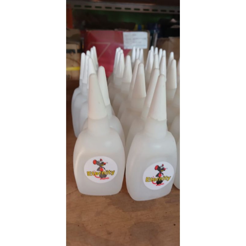 

isi 30 pcs lem eternity gambar tikus /lem cair