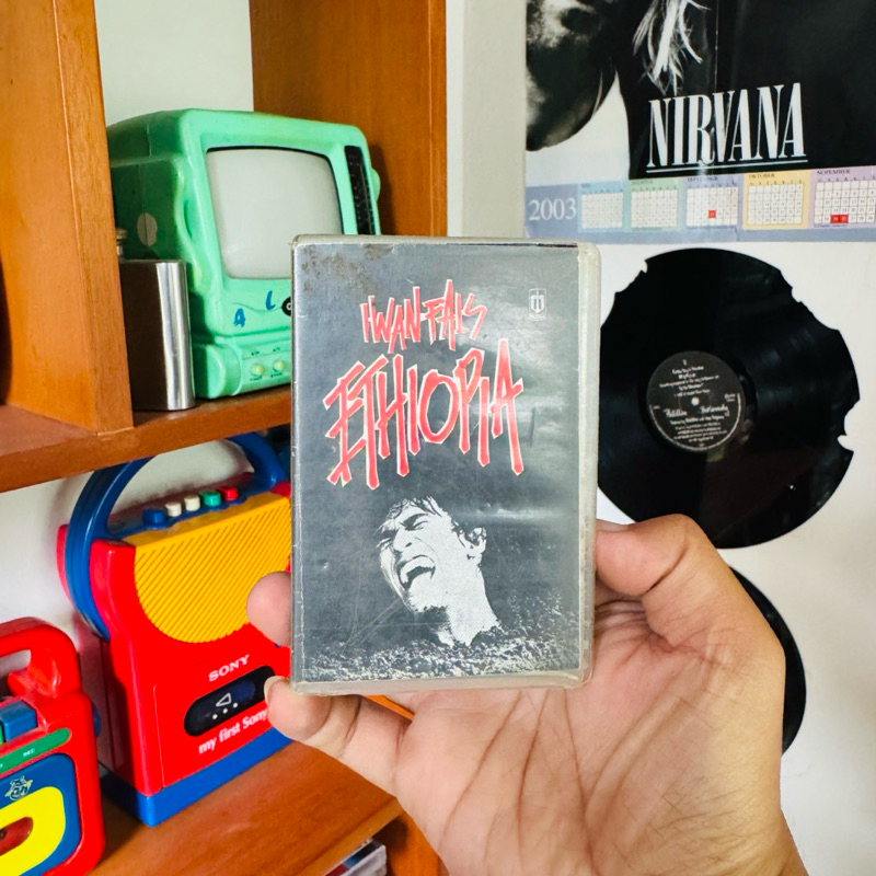Kaset Pita / Tape / Walkman Iwan Fals Ethiopia Original 100% Berfungsi / Tested Indonesia Luar Campu
