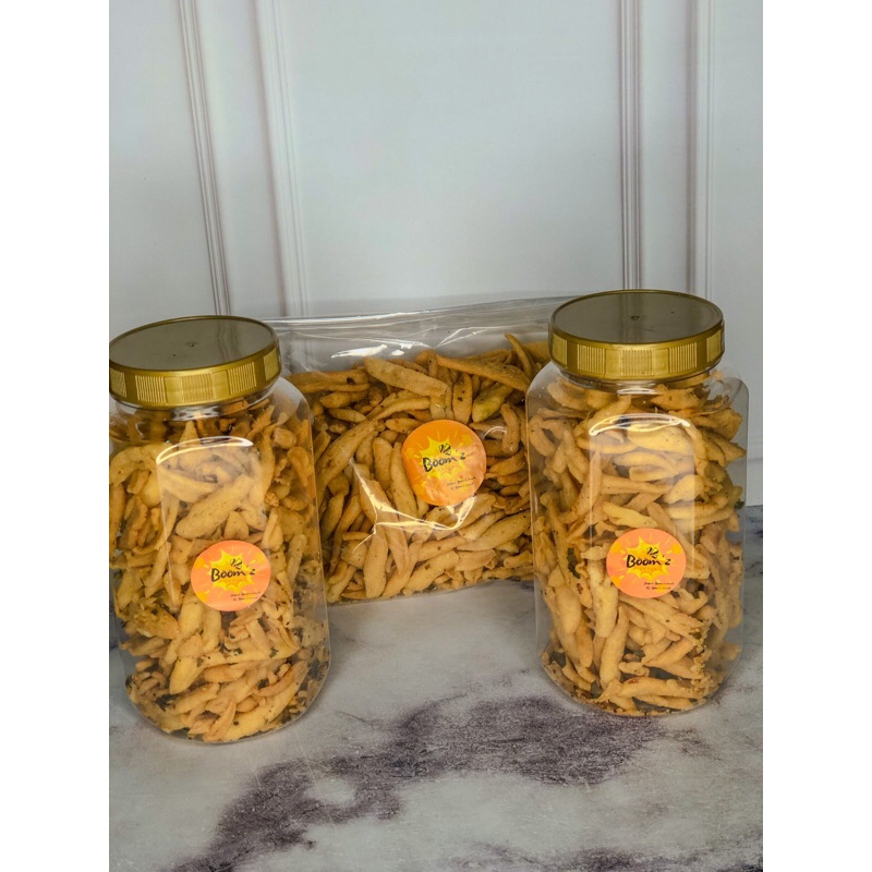 

kue bawang/ keripik bawang/ kerupuk bawang gunting/ kue bawang 250 gram termurah / terlaris/COD