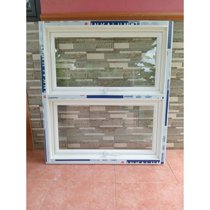 Jendela aluminium 2 daun atas bawah L90xT100