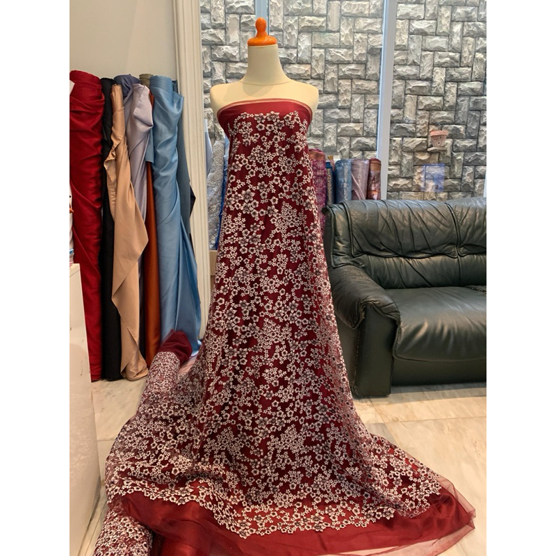 Bahan Kebaya Brukat Brokat Tile Bordir Sakura Warna Merah Maroon