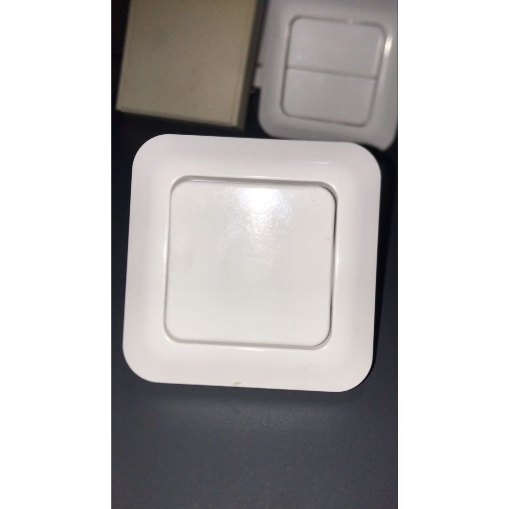 Broco Electrical Gracio 4163 (B) Saklar Engkel Hotel