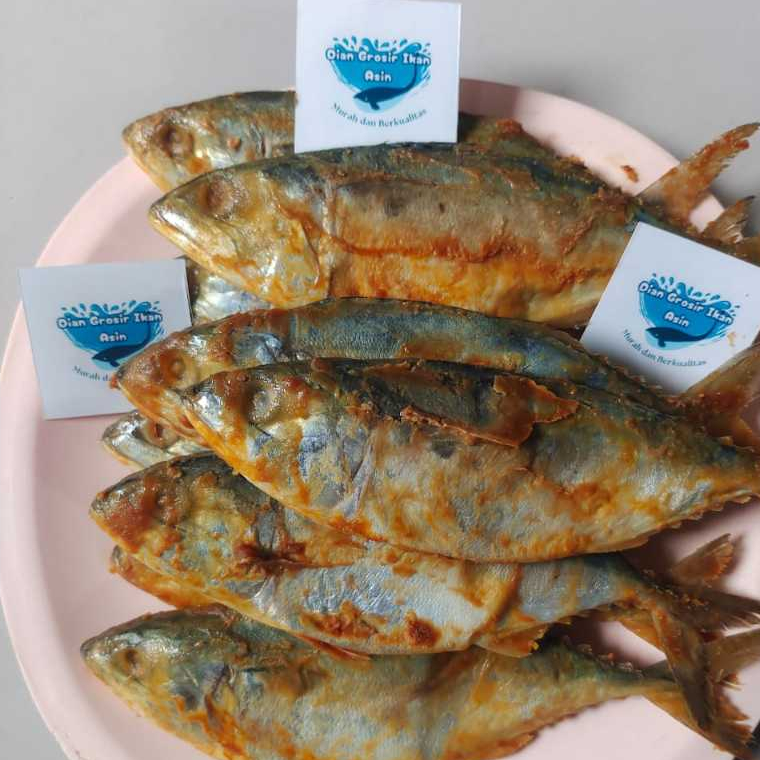 

Grosir Ikan Asin Dian - Ikan Asin Peda Merah Jumbo Besar 1kg - Isi 10-12 Ekor - Jual Ikan Asin Super Premium - Ikan Asin Kemasan Daging Tebal - Tanpa Bahan Kimia
