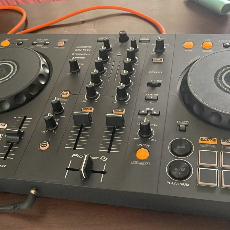 Pioneer DJ Mixer
