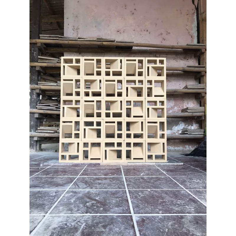 roster beton,roster minimalis,roster anti tampias,lubang angin,anti badai ,