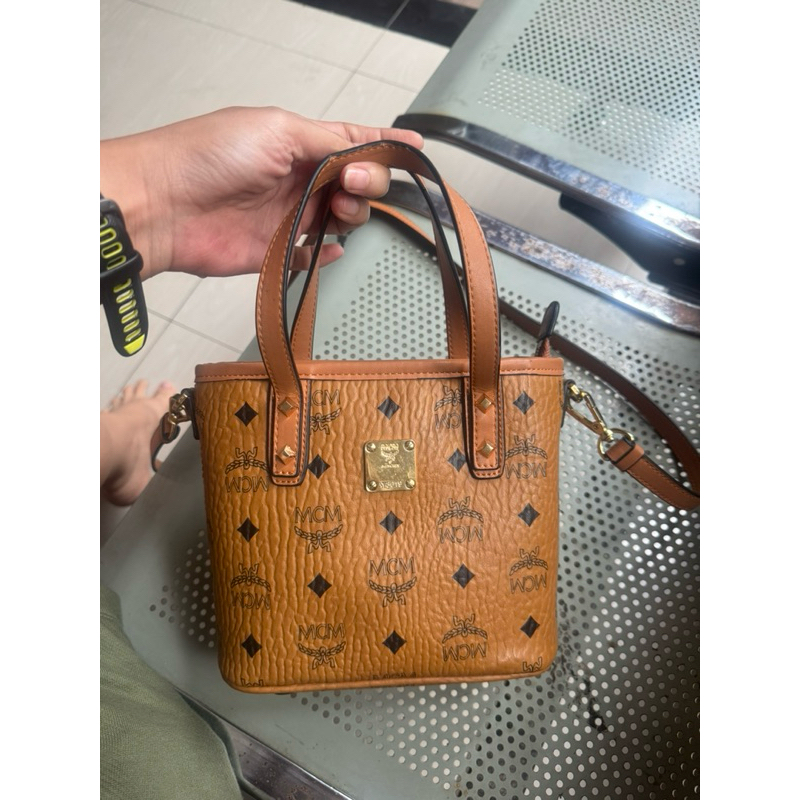 Tas Tangan MCM