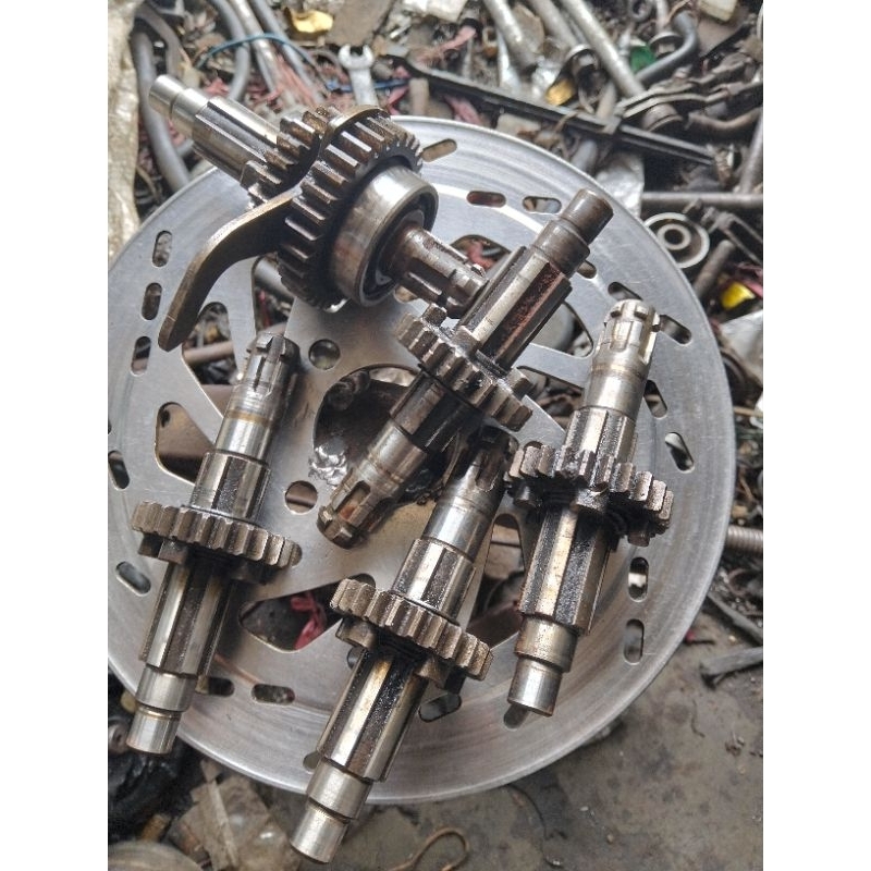 as gir depan karisma Supra x 125 KPH