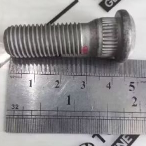 Baut roda  mobil Toyota ori kijang Avanza Innova Fortuner