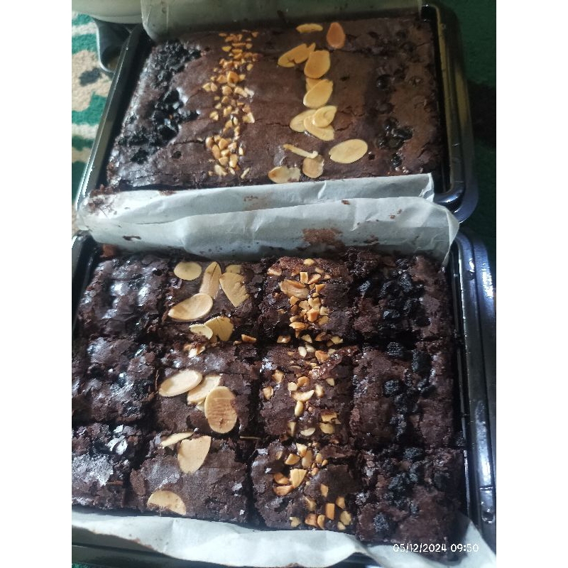 

Fudgy brownies Donisha