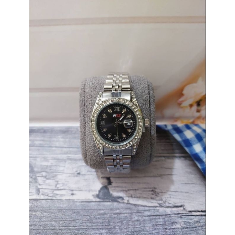 HRZ JAM TANGAN WANITA ELEGANT ORIGINAL 100% BERGARANSI  DIKIRIM MENGGUNAKAN BOX DAN BATERAI CADANGAN