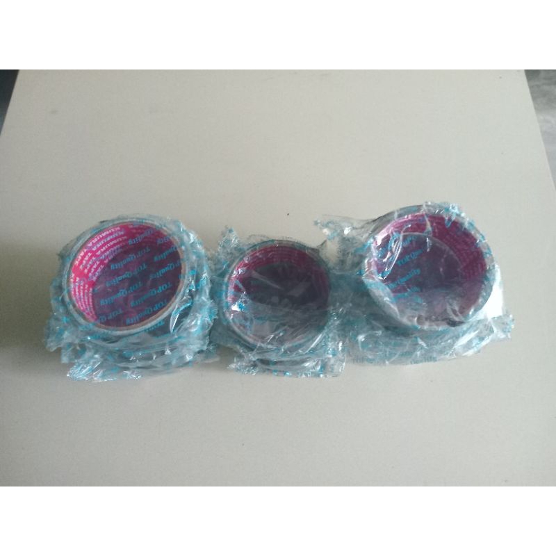 

Lakban/Plester/Perekat hitam