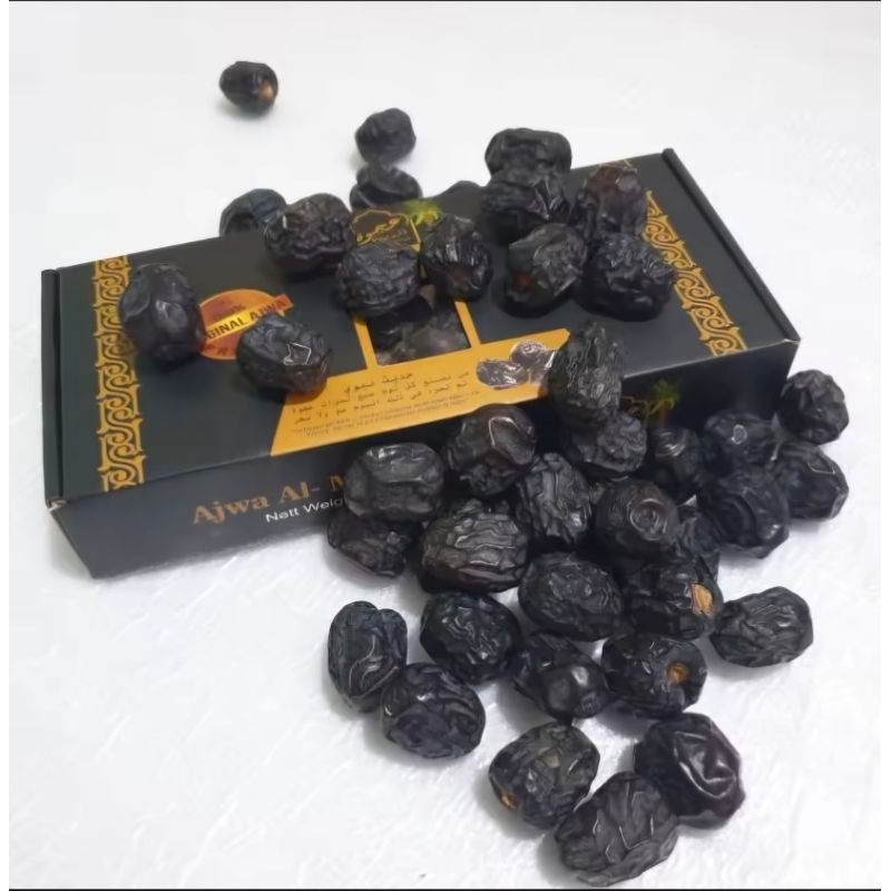 

Kurma Ajwa Al-Madinah Premium 500gram Asli Kurma Nabi Premium 500gram