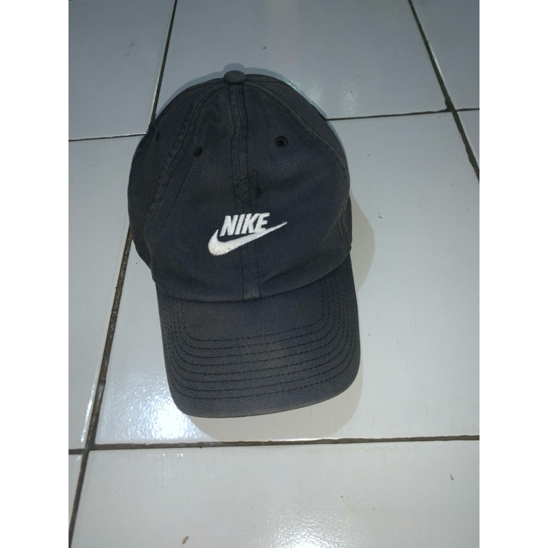 topi second/bekas nike