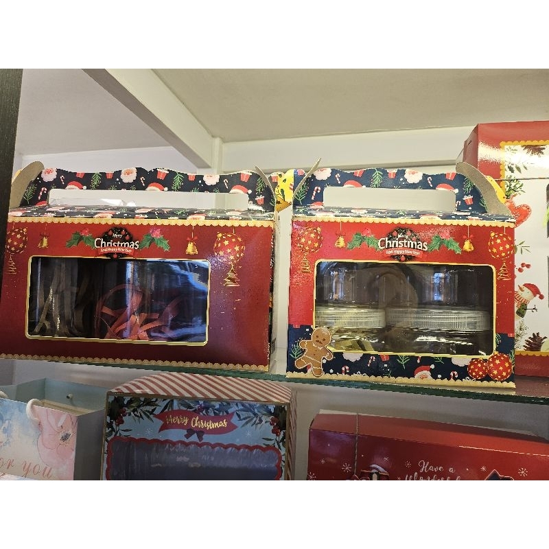 

2pcs Gable Box Tenteng Mika TOPLES 600/800ml Natal Christmas