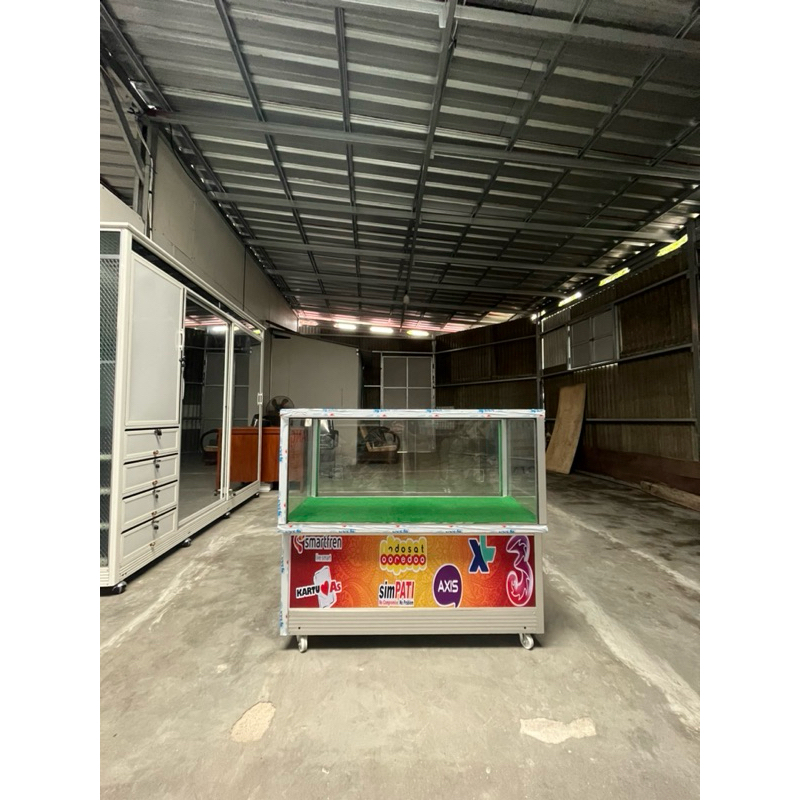 ETALASE KONTER MINIMALIS