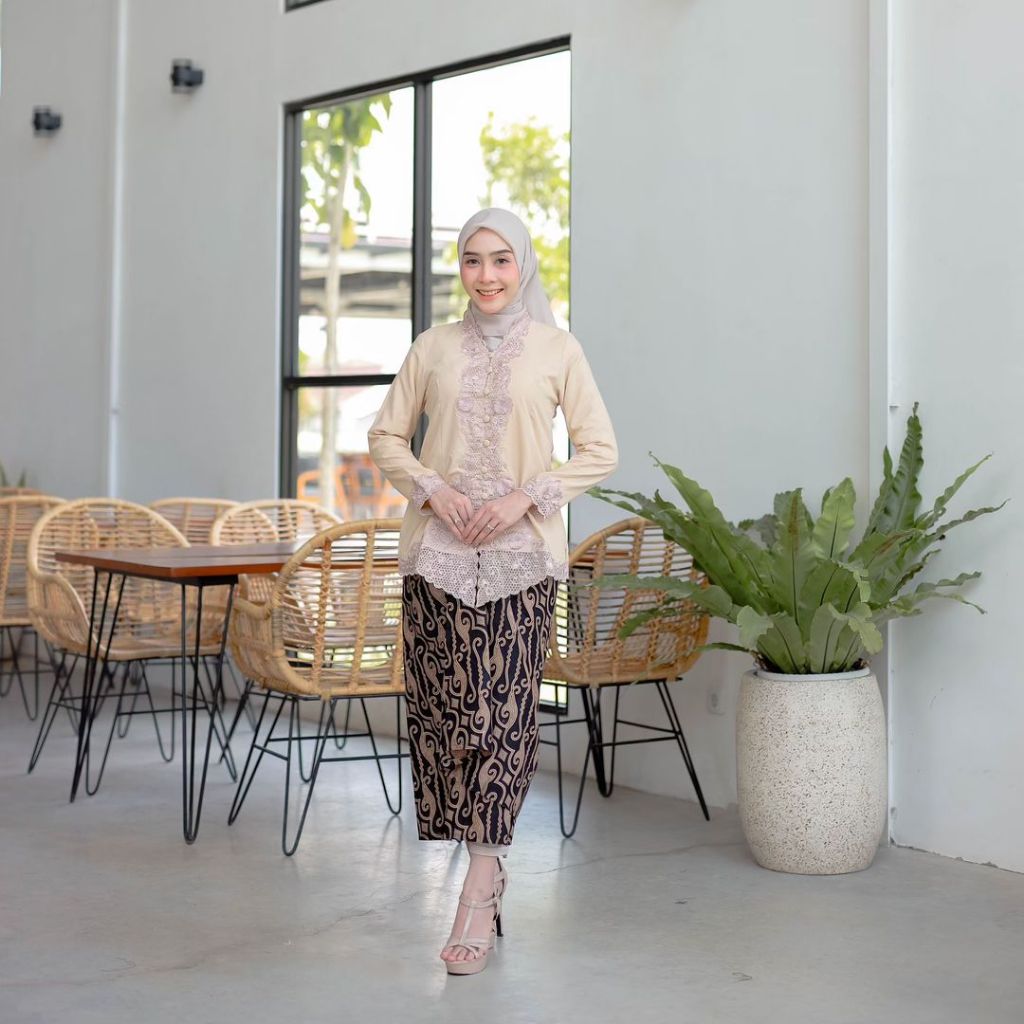 Dasilva Batik kebaya bordir bunga kebaya katun bordir tempel