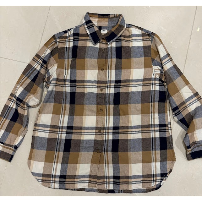 Kemeja Uniqlo wanita original 100% preloved