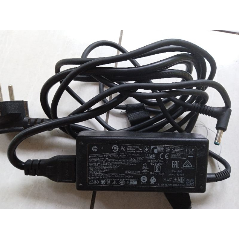 Adaptor charger laptop merk hp second normal 19.5- 2.31 Ablue pin 45W