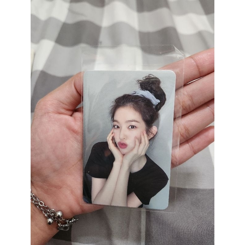 photocard irene redvelvet queendom (irene cepol)