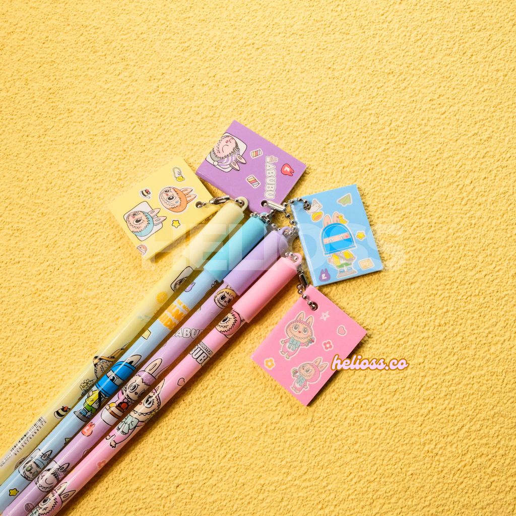 

PULPEN GANTUNGAN BUKU LABUBU PULPEN GEL PENA BOLPEN GEL GANTUNG BUKU MINI NOTEBOOK MINI LABUBU HELIOSS.CO