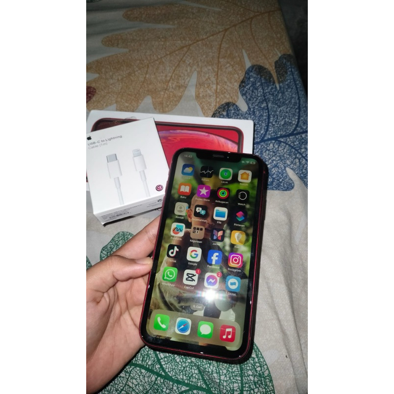 iphone XR 64GB wifi only