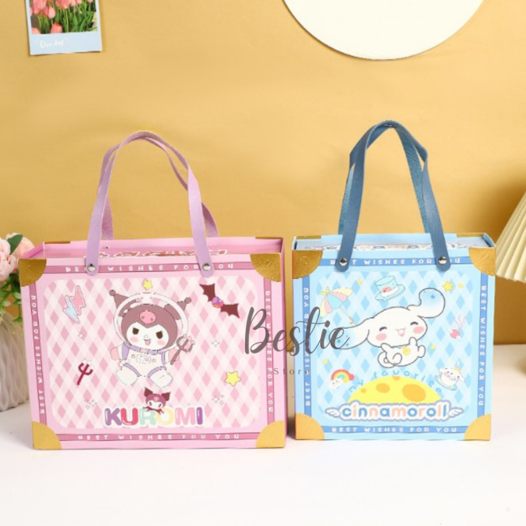 

Kotak Gift Box Tas Kado Hampers Goodie Bag Kuromi Cinnamon Roll Sanrio Premium Model Laci Tebal Import