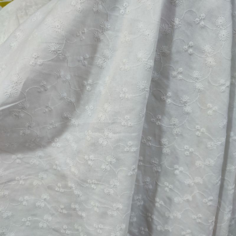 kain katun bordir dasar putih - kain katun bordir - bahan katun premium - kain border - kain bahan c