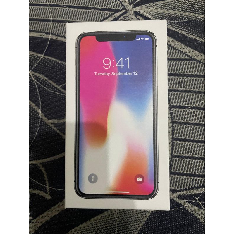 

Box iPhone X